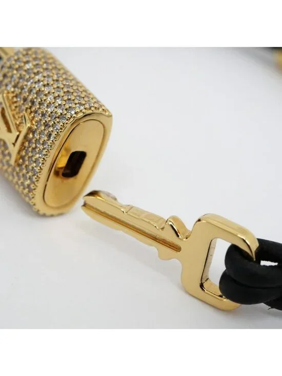 Louis Vuitton Bracelet Padlock M8217 F Gold Rhinestone Accessories - Picture 7 of 10